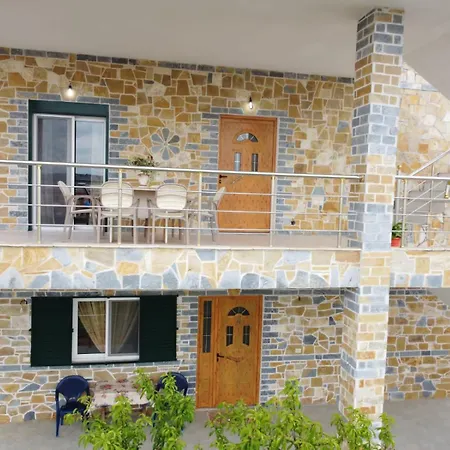 Priftani Apartman Ksamil